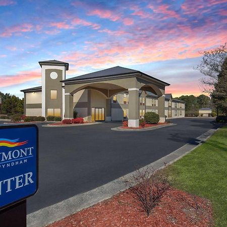 Baymont By Wyndham Creedmoor Hotel Екстериор снимка